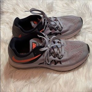 Womens Sneakers Nike winflow size 10